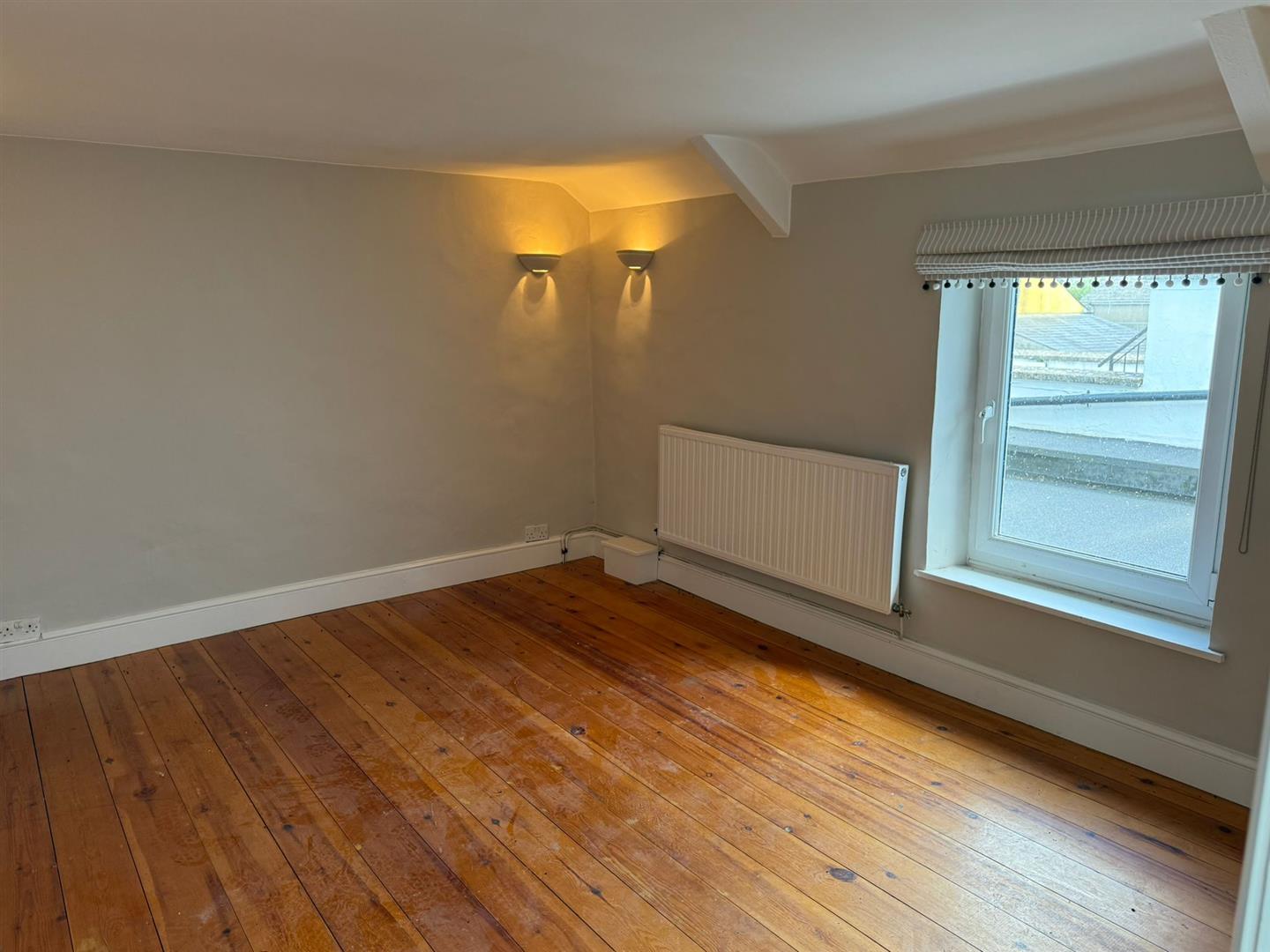 Town Centre Investment, Cowbridge, 35 High Street, Cowbridge